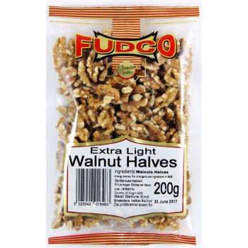 Fudco Extra Light Walnut Halves 200g